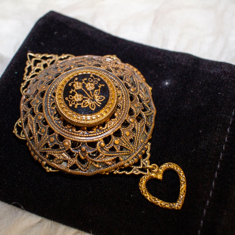 French Fox Jewelry Women's Gold 1920 Belt Buckle Brooch Size OS